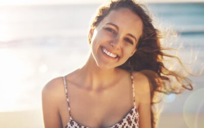 Hábitos recomendados para proteger tus dientes en verano