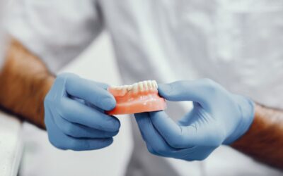 Diferencias entre prótesis dentales fijas y removibles